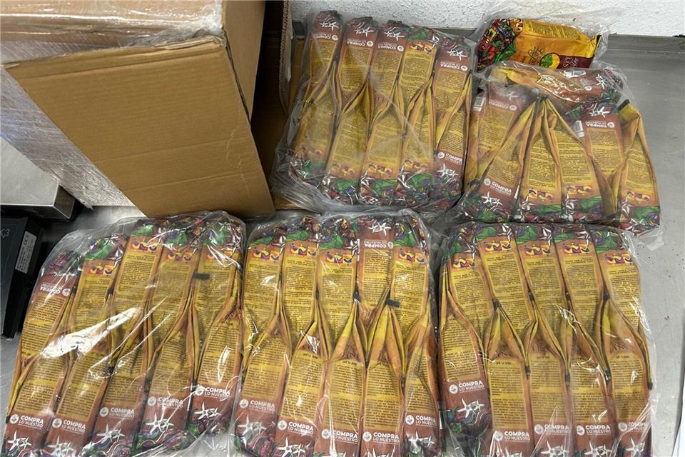 Am Flughafen Köln/Bonn wurden 130 Kilo einer Kokain-Kaffee-Mischung entdeckt. Hauptzollamt Köln/dpa