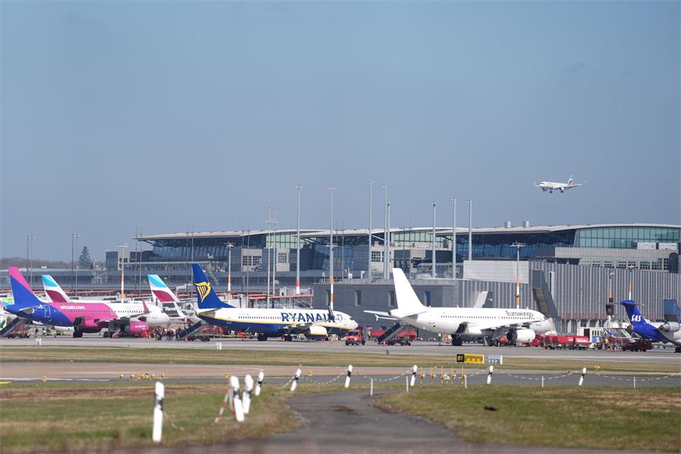 Am Hamburger Flughafen sind Arbeiten zur Wartung und Instandsetzung erforderlich. (Archivbild)Marcus Brandt/dpa