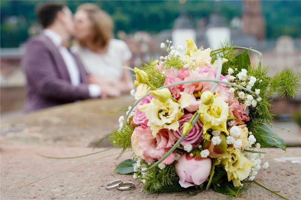 Am Hochzeitstag soll alles stimmen, auch das Datum.Uwe Anspach/dpa