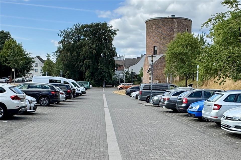 Am Holkensturm finden sich 59 Parkplätze.
