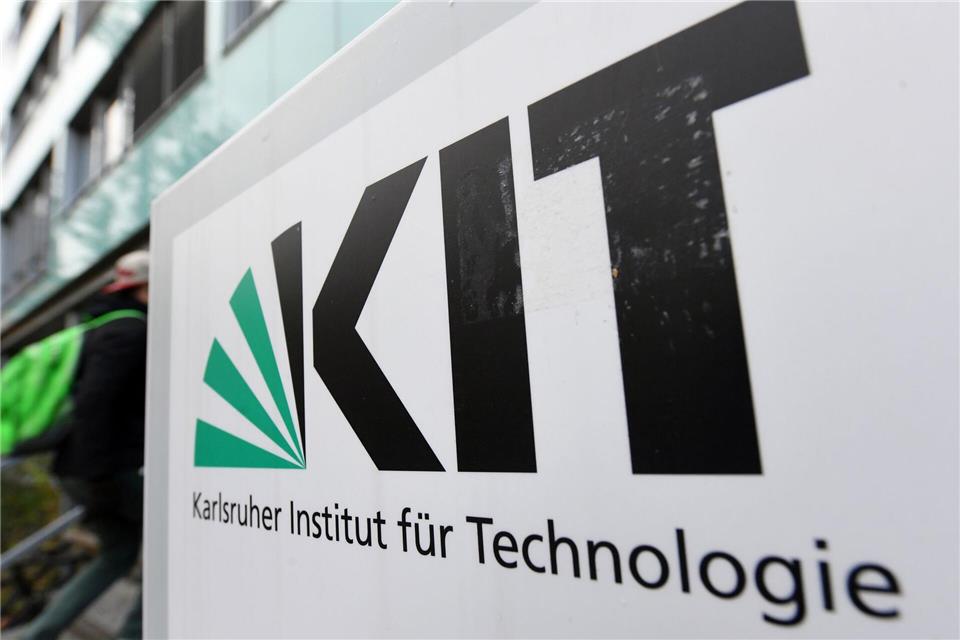 Am Karlsruher Institut für Technologie (KIT) herrscht Betroffenheit aufgrund des Todesfalls. (Symbolfoto)Uli Deck/dpa