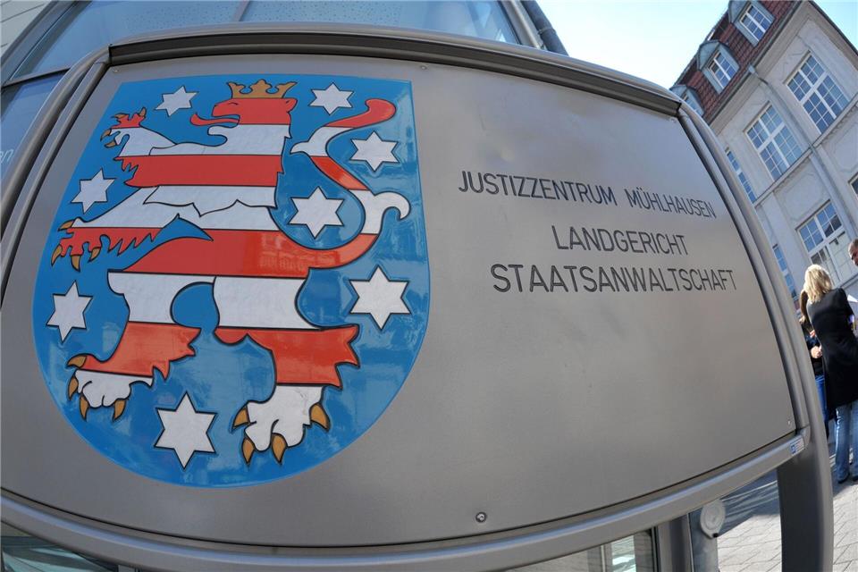 Am Landgericht ist ein Prozess gegen einen früheren Erzieher eines Kinderheims geendet. Dem Mann wurde unter anderem sexueller Missbrauch von Kindern vorgeworfen. (Archivbild)Martin Schutt/zb/dpa