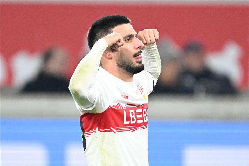 Am Limit, aber stark: VfB-Stürmer Undav traf gegen Augsburg zweimal.Bernd Weißbrod/dpa