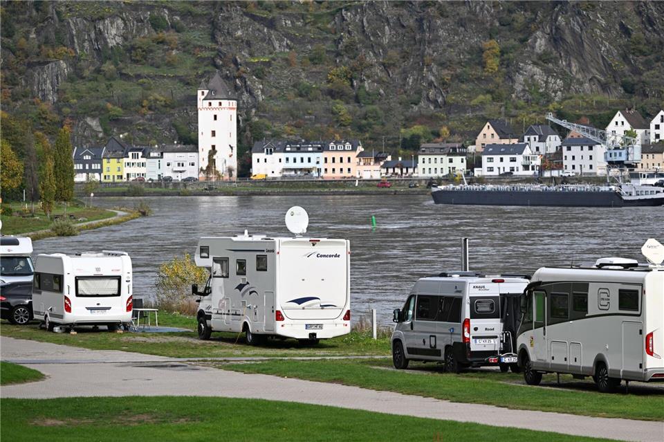 Am Mittelrhein befindet sich eine der beliebtesten Camping-Regionen des Landes. (Archivbild)Arne Dedert/dpa