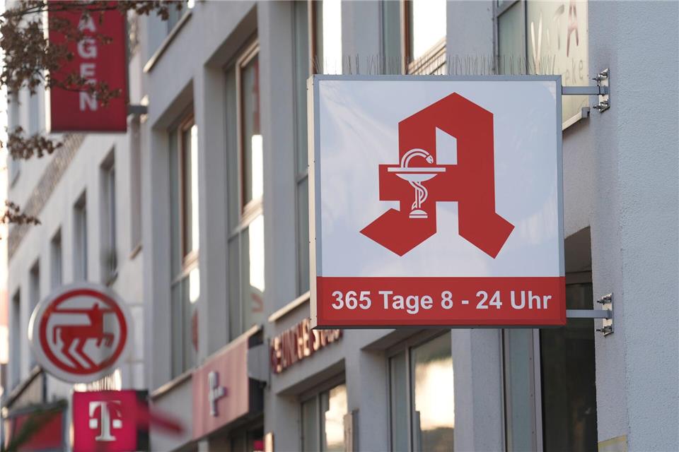 Am Montag werden viele Apotheken im Norden nicht öffnen - um ein Zeichen für bessere Bezahlung zu setzen. (Archivbild)Marcus Brandt/dpa