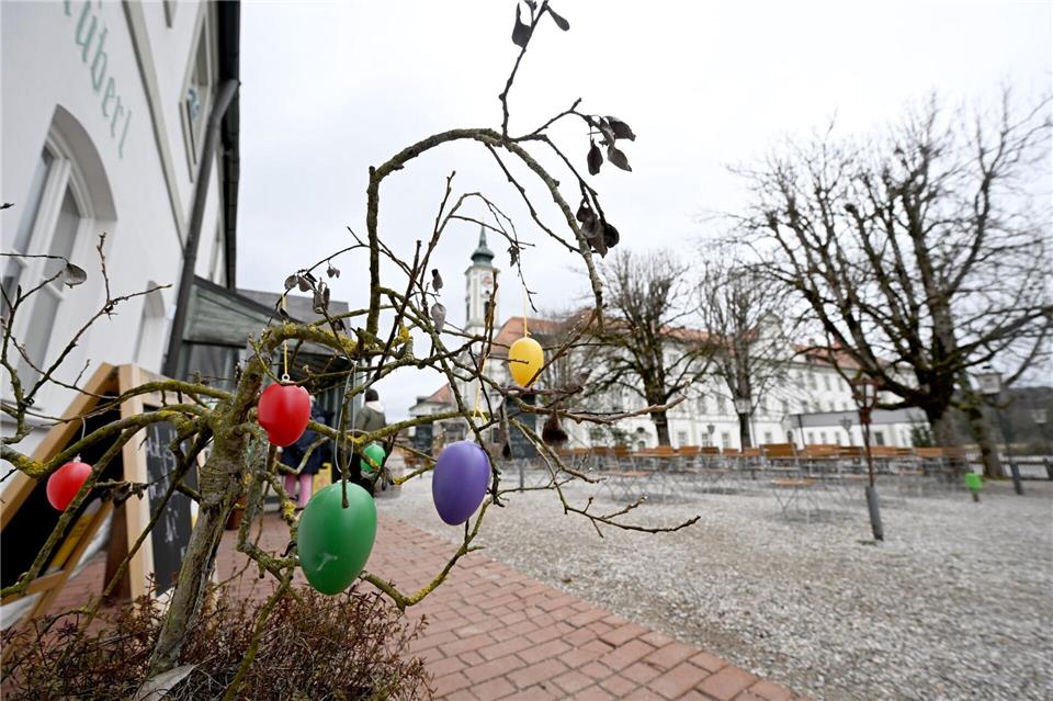 Am Ostersonntag wird der Himmel in der zweiten Tageshälfte vielerorts grau und regnerisch.Felix Hörhager/dpa