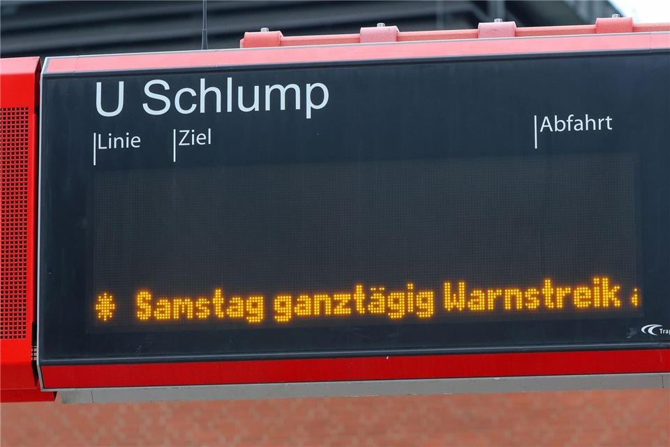 Am Samstag ging nichts mehr beider Hamburger U-Bahn, am Sonntag läuft es wieder.Bodo Marks/dpa