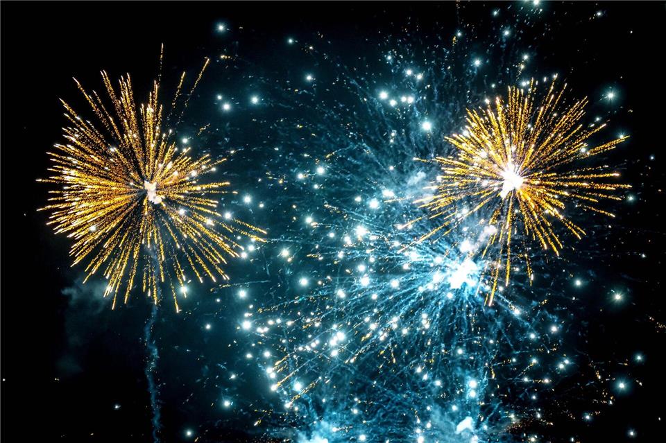 Am Silvesterabend bietet das Fernsehen vor allem Shows und Klassiker.Sina Schuldt/dpa