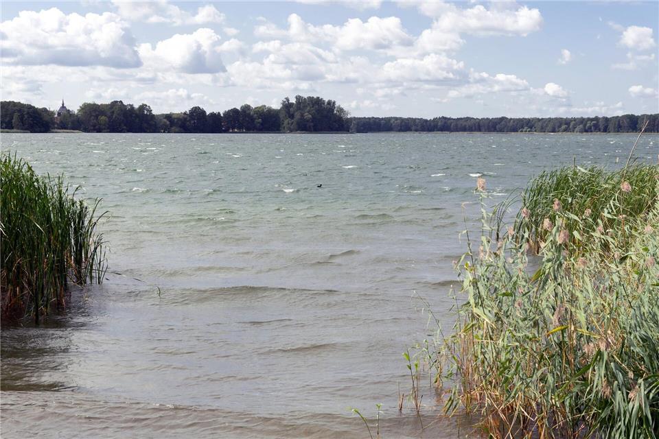 Am Wandlitzsee (Landkreis Barnim, Brandenburg) nördlich von Berlin ist ein 29-jähriger Mann ertrunken. (Archivbild)Soeren Stache/dpa-Zentralbild/ZB