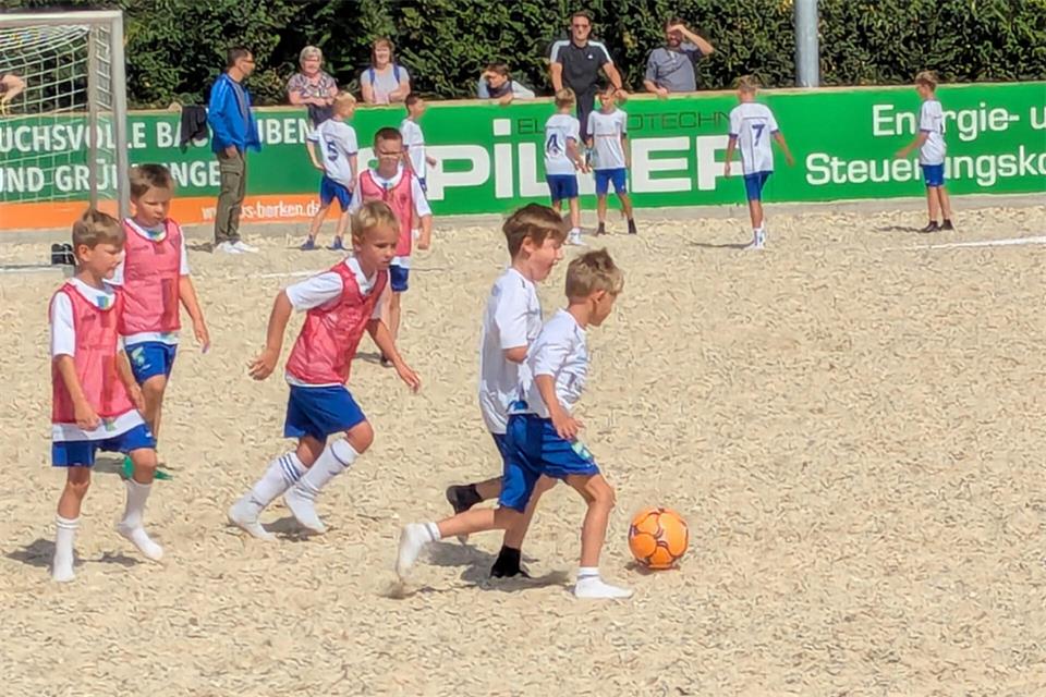 Am Wochenende gehört die ZRFV-Arena am Haus Pröbsting wieder den Fußballern.