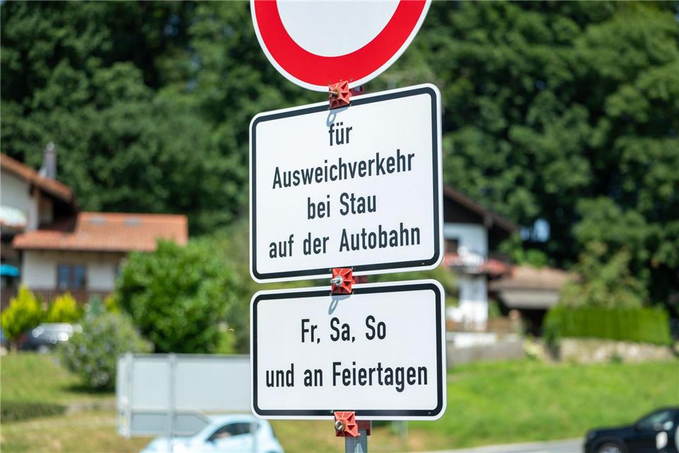 Am Wochenende will die Polizei die Verbote besonders genau kontrollieren. (Symbolbild)Leonie Asendorpf/dpa