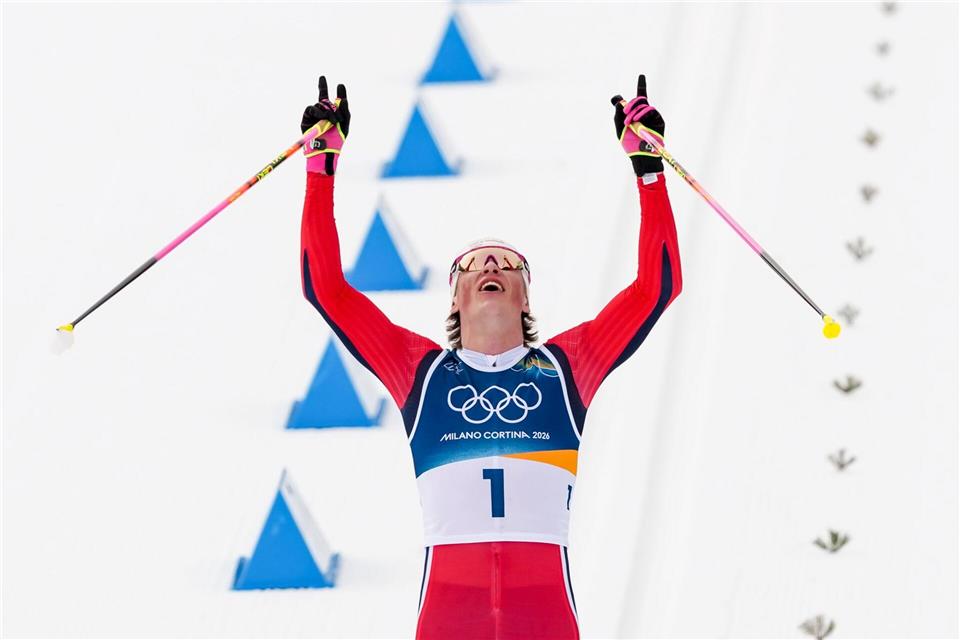 Am Ziel: Der Olympiasieg über 50 Kilometer hat für Klaebo eine besondere Bedeutung.Kirsty Wigglesworth/AP/dpa