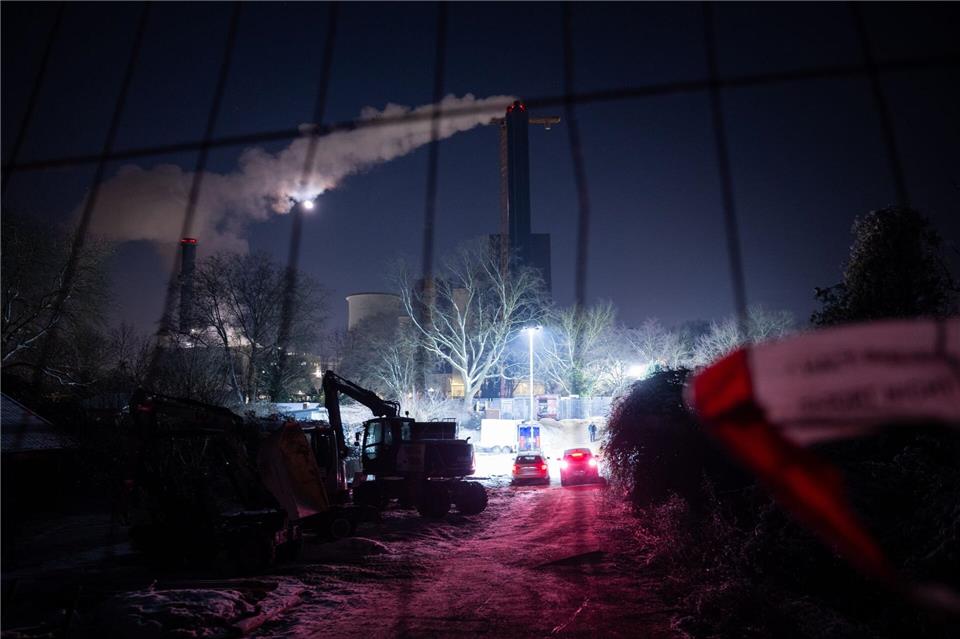 Am fünften Tag kam der Strom im Berliner Südwesten zurück. Christophe Gateau/dpa