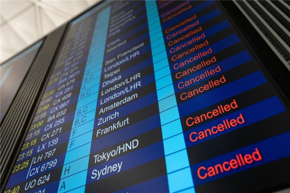 Am internationalen Flughafen Hongkong fielen Hunderte Flüge aus. Vernon Yuen/Nexpher via ZUMA Press Wire/dpa