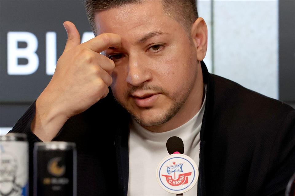 Amir Shapourzadeh wurde mit einer strafe für zwei Spiele belegt. (Archivbild)Bernd Wüstneck/dpa