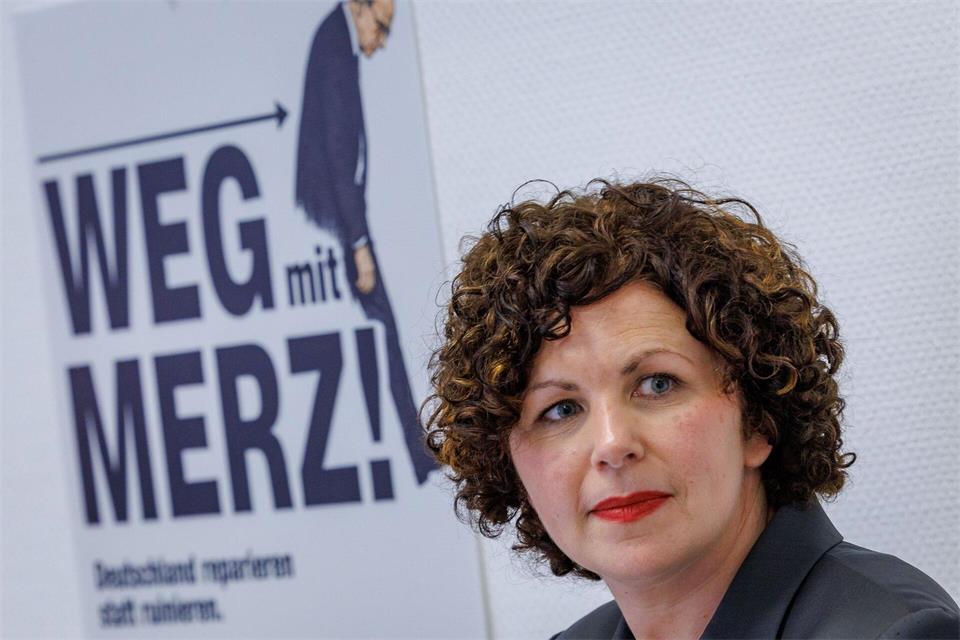 Amira Mohamed Ali bekräftigte das Konzept eines „überparteilichen Ministerpräsidenten“ für Sachsen-Anhalt. (Archivbild)Jens Büttner/dpa