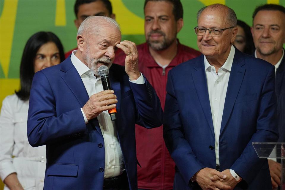 Amtsinhaber Lula will zum vierten Mal Präsident werden.Andre Penner/AP/dpa