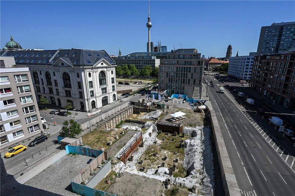 An der Baustelle des House of One in Berlin-Mitte hält sich der Baufortschritt in Grenzen. Jens Kalaene/dpa