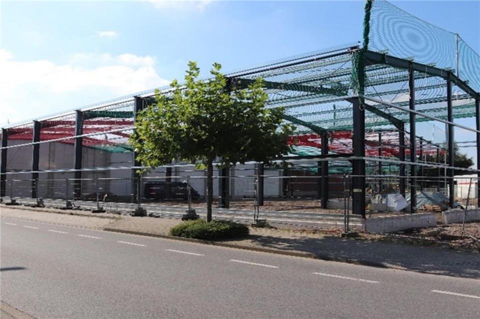 An der Ramsdorfer Straße stehen bald zusätzlich 5000 Quadratmeter für die Logistik zur Verfügung.