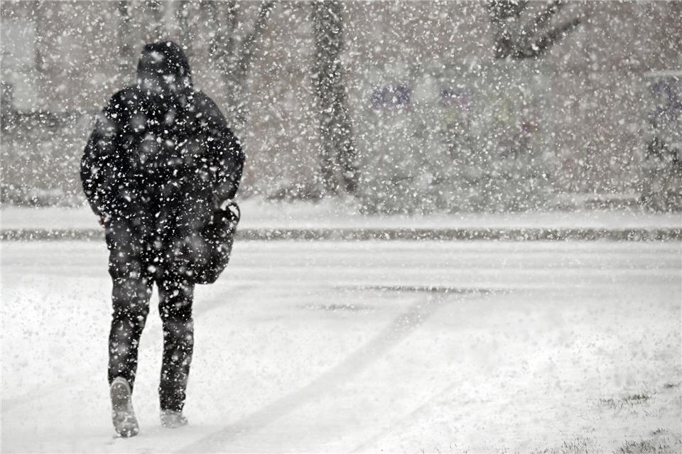 An der Saar wird ein kleines Hochwasser erwartet (Archivbild)Federico Gambarini/dpa