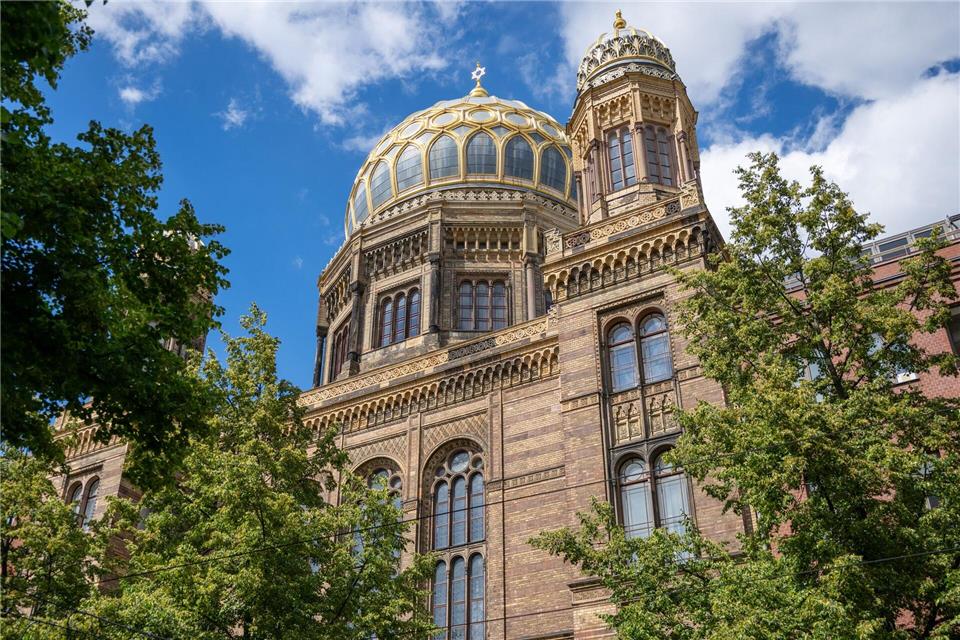An der Synagoge in der Oranienburger Straße gab es einen Polizeieinsatz. (Archivbild)Monika Skolimowska/dpa