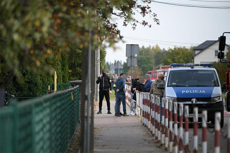 An einer Grundschule in Polen kam eine Frau bei einer Messerattacke ums Leben.Marcin Obara/PAP/dpa