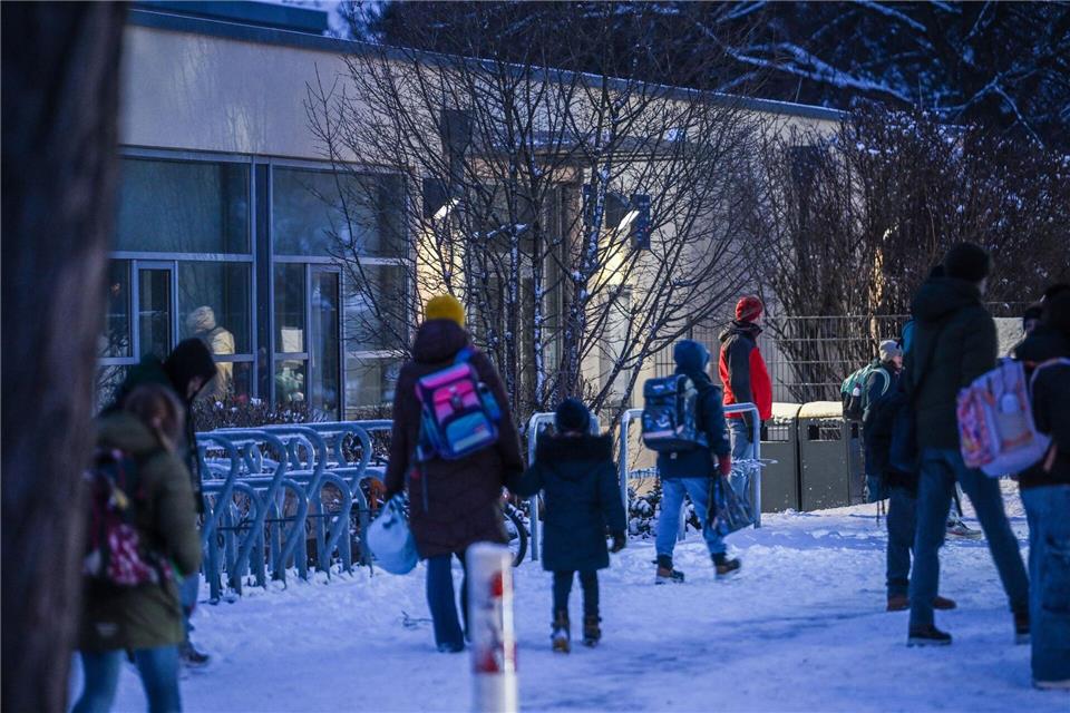 An einigen Schulen im Südwesten Berlins wurden Notbetreuungen eingerichtet.Britta Pedersen/dpa