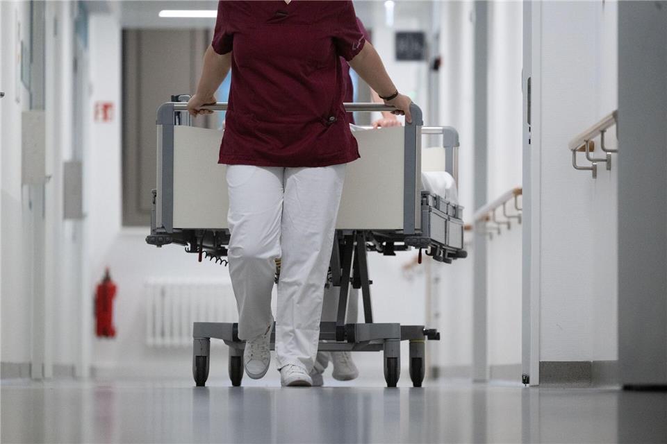 An mehreren Kliniken im Südwesten wird am Donnerstag gegen Sparpläne protestiert. (Symbolbild)picture alliance/dpa