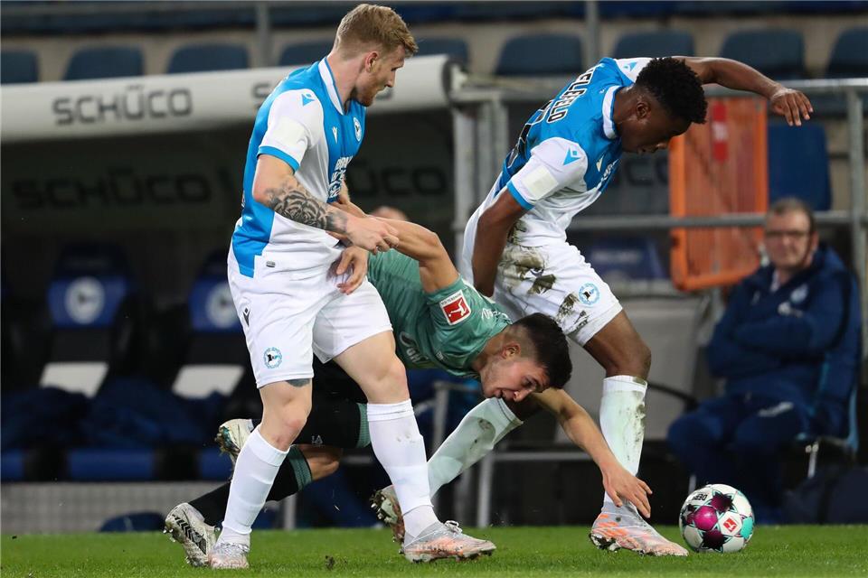 Anderson Lucoqui (r) im Trikot von Arminia BielefeldFriso Gentsch/dpa Pool/dpa