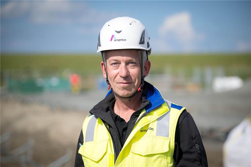 Windstrom durchs Watt leiten: Wie wird Norderney unterbohrt?  André Lutz ist als Amprion-Teilprojektleiter für die Seekabelverlegung zuständig. Sina Schuldt/dpa