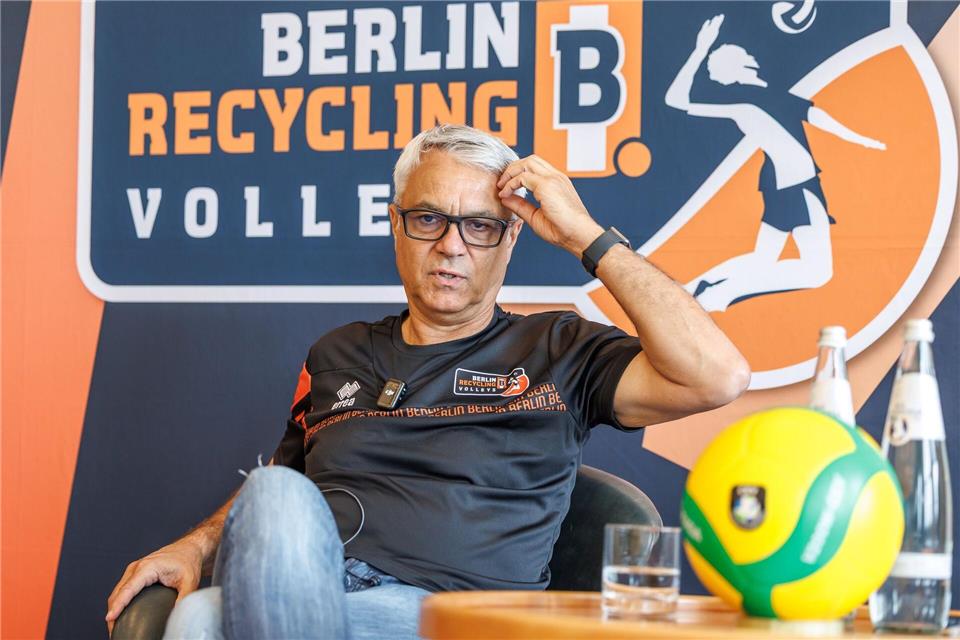 Andrea Anastasi will mit den Vollrys auch in der Champions League brillieren.Andreas Gora/dpa