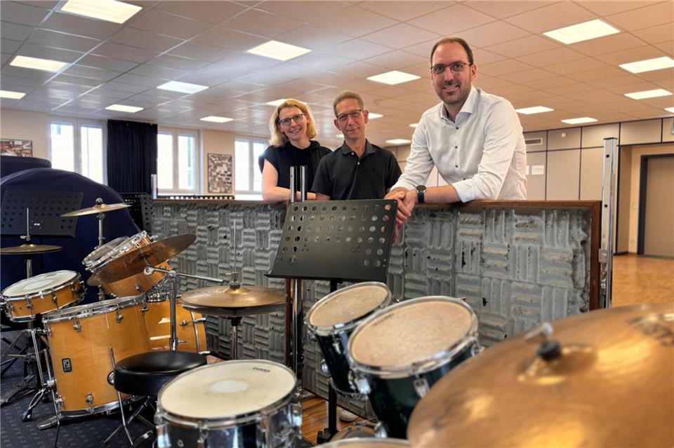 Andrea Holstegge, Udo Sandmann und Andreas Messing vom Förderverein "Musikfreu(n)de des Musikvereins Velen" wollen Unterricht für alle bezahlbar machen.