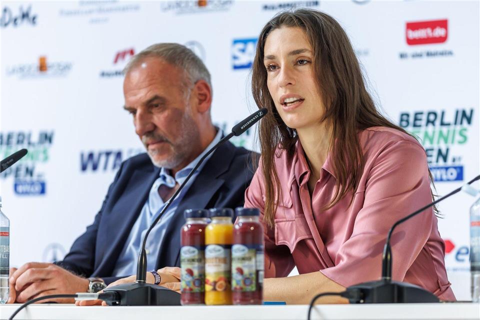Andrea Petkovic und Markus Zoecke sind begeistert vom Zuschauerzuspruch beim Berliner Turnier. Andreas Gora/dpa