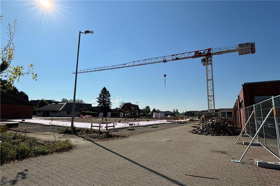 Bauarbeiten für Drogeriemarkt in Oeding gestartet Anfang Januar 2025 soll der Drogeriemarkt voraussichtlich eröffnen.