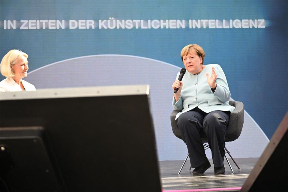Angela Merkel sieht KI positiv, hat aber auch Bedenken.Wolf von Dewitz/dpa