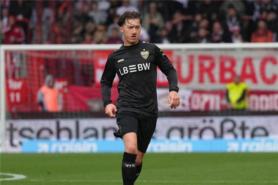 Angelo Stiller möchte sich nicht mit Toni Kroos vergleichen.Soeren Stache/dpa