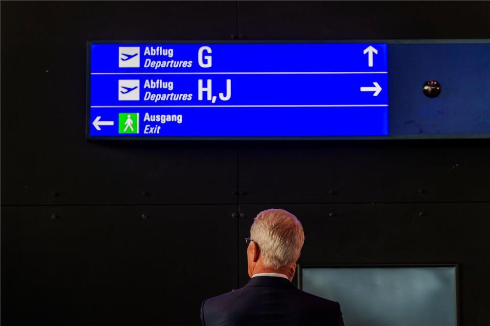 Angezeigt werden die neuen Flugsteige am Terminal 3. Ein Flugsteig K könnte noch angebaut werden. (Archivbild)Andreas Arnold/dpa