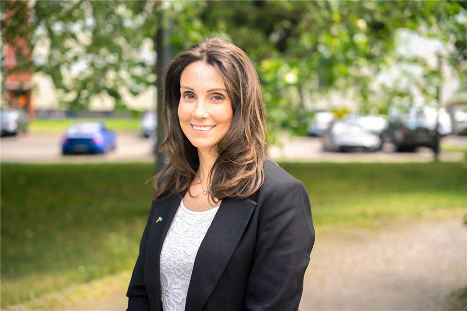 Anja Waschkau (AfD) kandidiert als Bürgermeisterin in Oranienburg.Daniel Friese/Waschkau/dpa