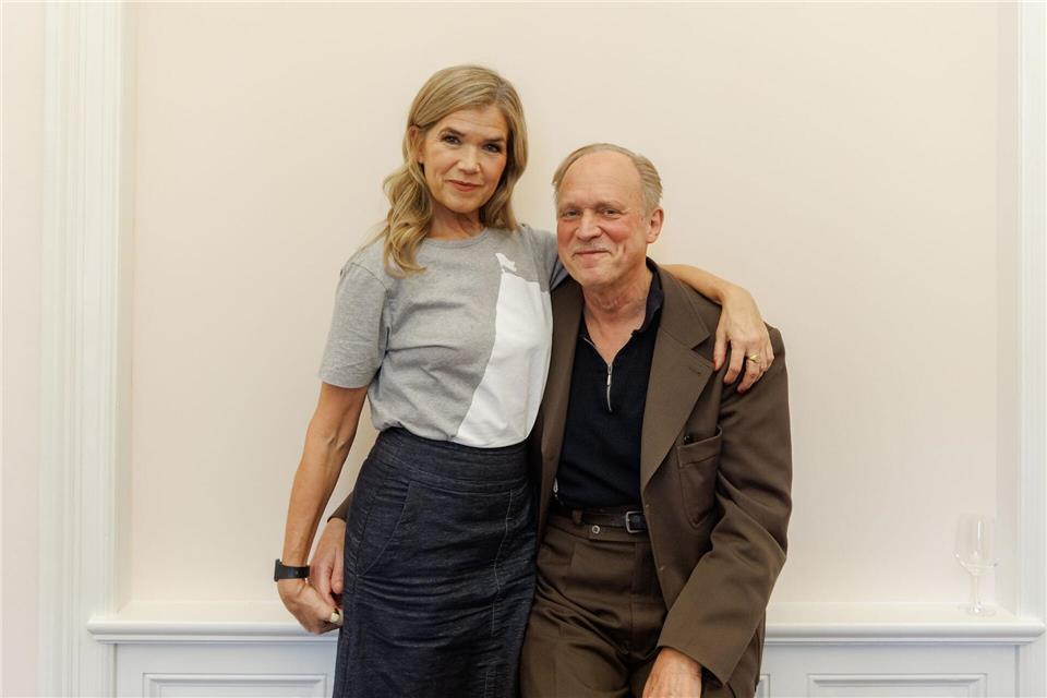 Anke Engelke und Ulrich Tukur sind Partner im Film „Dann passiert das Leben“. (Archivbild)Markus Scholz/dpa