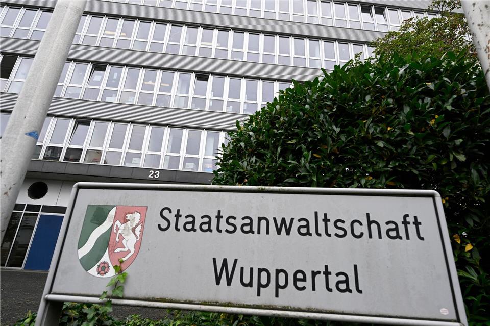 Anklage gegen mutmaßlich korrupten Manager erhoben. (Archivbild)Roberto Pfeil/dpa