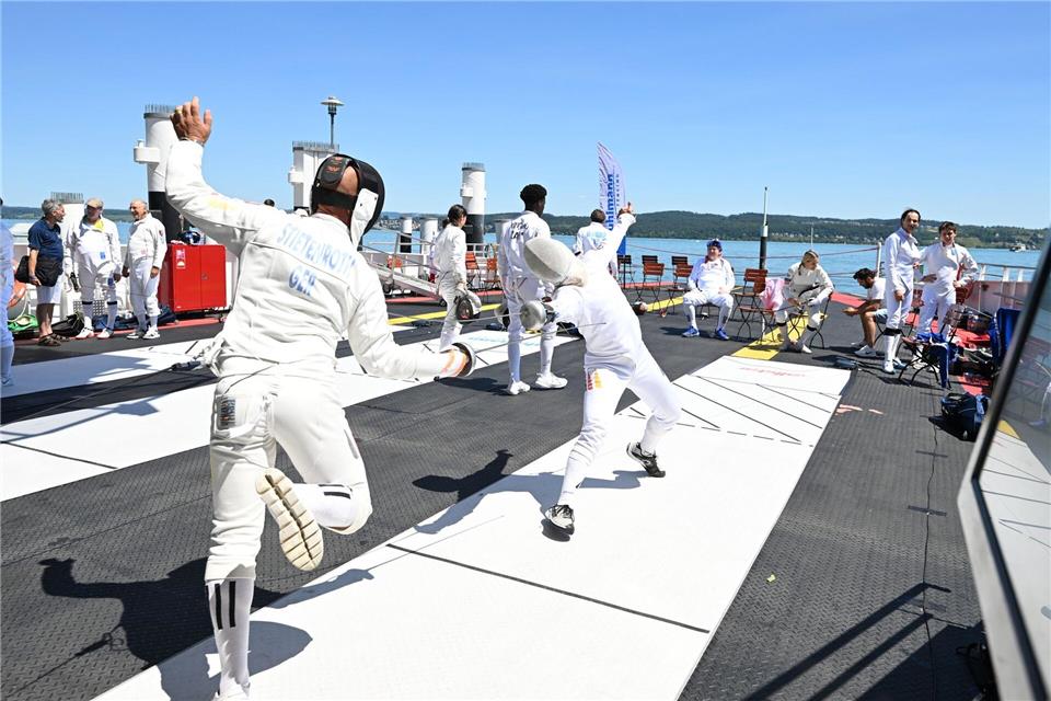 Anlass ist das hundertjährige Jubiläum der Internationalen Bodensee-Fechterschaft.Felix Kästle/dpa
