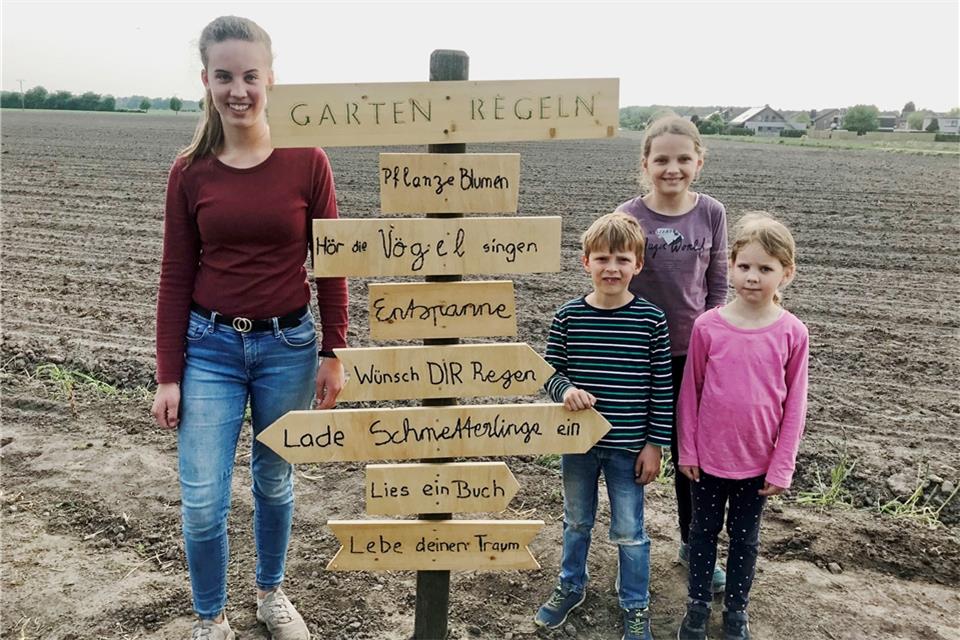 Ann-Christin, Laurenz, Theresa und Miriam (v.l.) wollen im Herbst ihr eigenes Gemüse ernten.