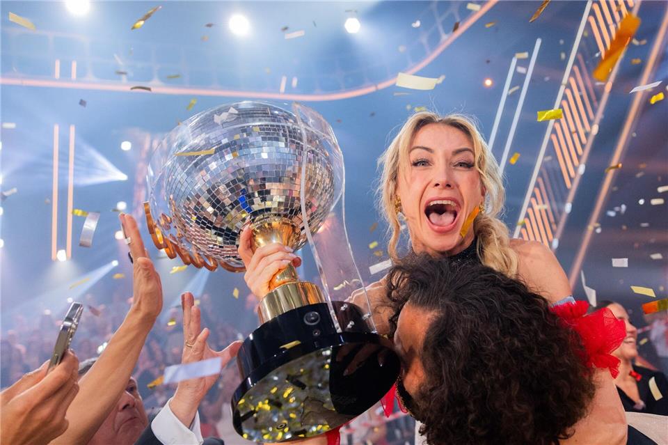 Anna-Carina Woitschack hat „Let’s Dance“ gewonnen.Rolf Vennenbernd/dpa