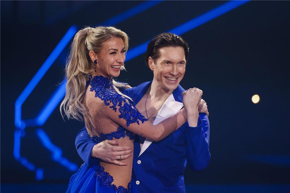 Anna-Carina Woitschack holte sich mit ihrem ersten Tanz im „Let’s Dance“-Finale direkt 30 Punkte.Rolf Vennenbernd/dpa