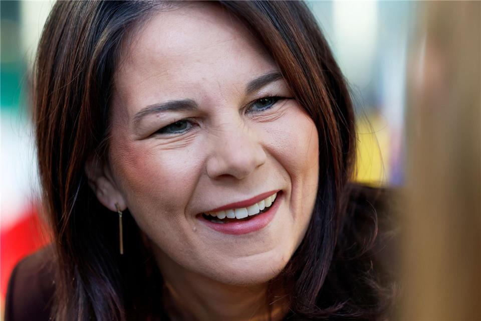 Annalena Baerbock freut sich auf ihren Umzug nach New York. (Archivfoto)Geert Vanden Wijngaert/AP/dpa