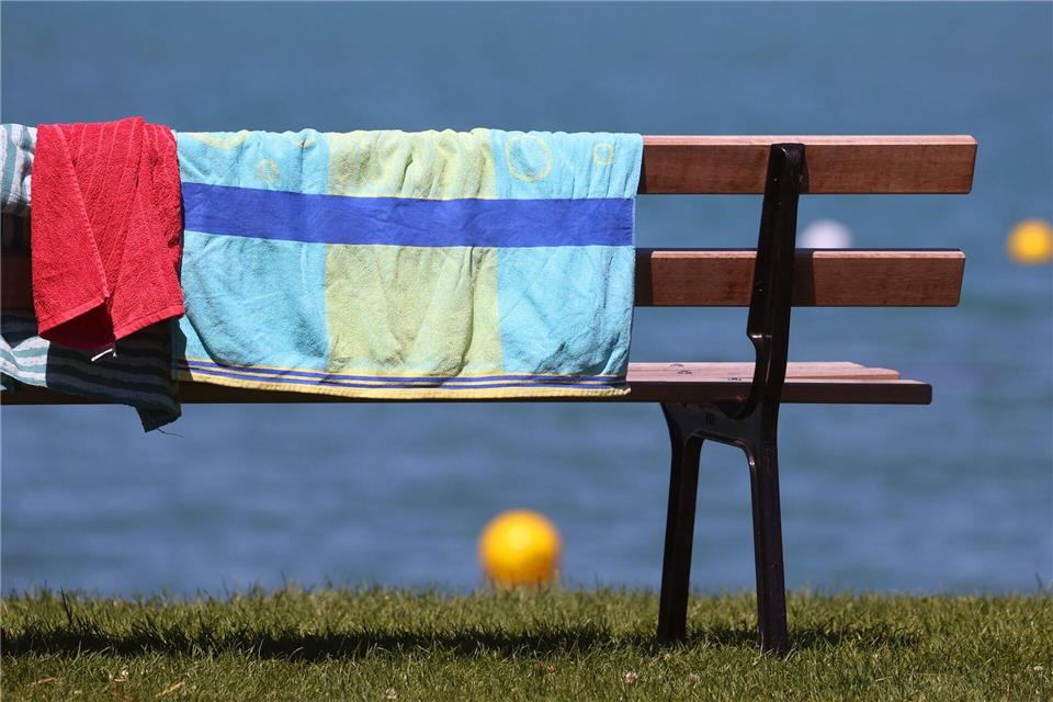 Anspruch auf Hitzefrei hat kein Kind. (Symbolbild)Karl-Josef Hildenbrand/dpa