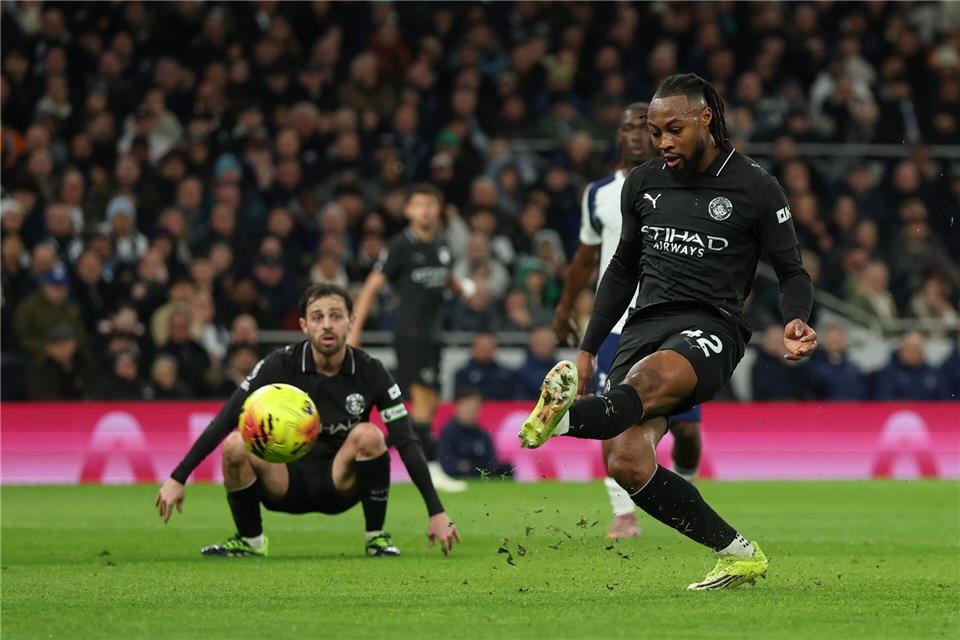 Antoine Semenyo erzielte das 2:0 für Manchester City.Richard Pelham/AP/dpa