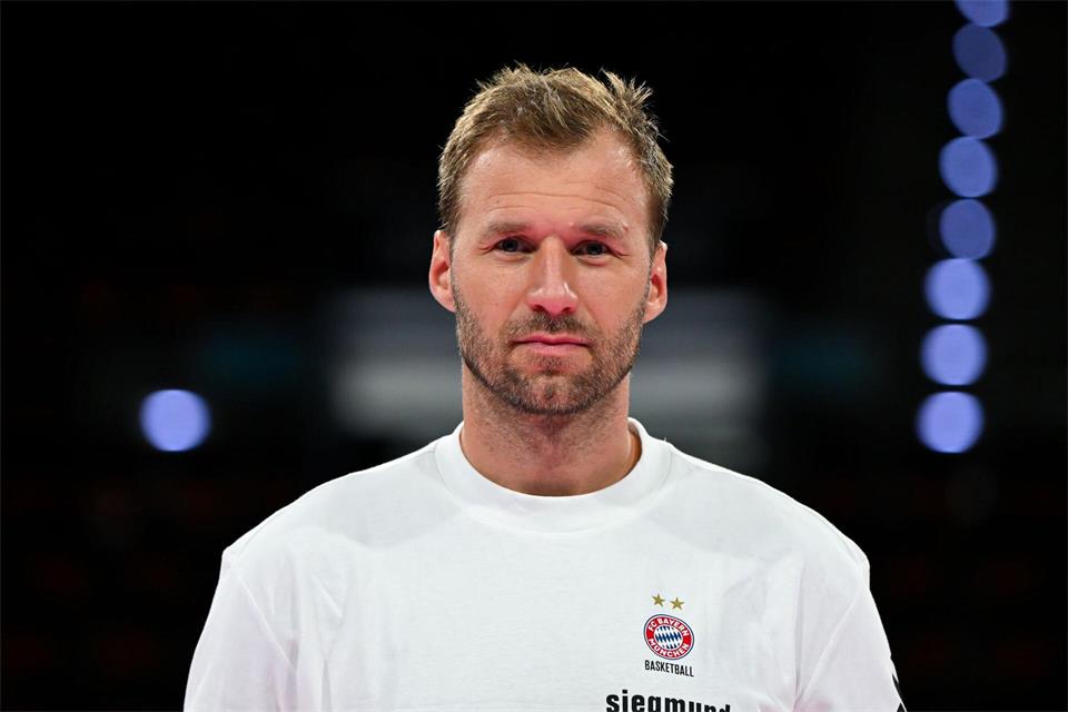Anton Gavel ist der Trainer des FC Bayern München. (Archivbild)Sven Hoppe/dpa
