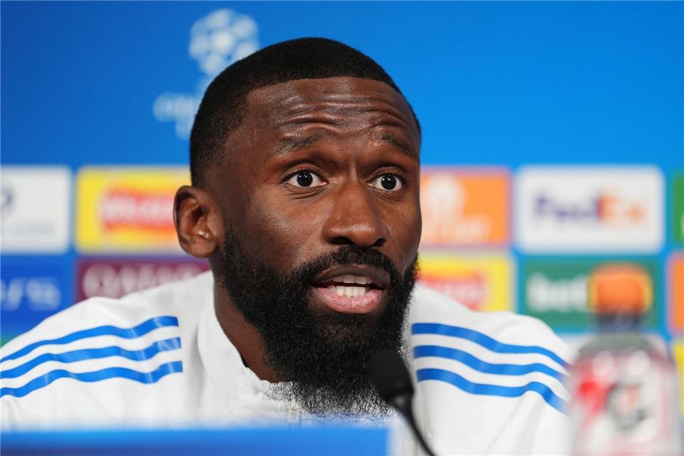 Antonio Rüdiger steht Berichten zufolge vor einer Vertragsverlängerung bei Real Madrid. Martin Rickett/PA Wire/dpa