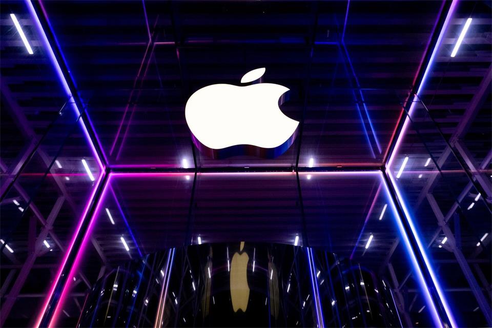 Apple zeigt sich besorgt über den tiefgreifenden Zugang von KI-Agenten zu Nutzerdaten auf seinen Mac-Computern. (Archivbild)Sven Hoppe/dpa